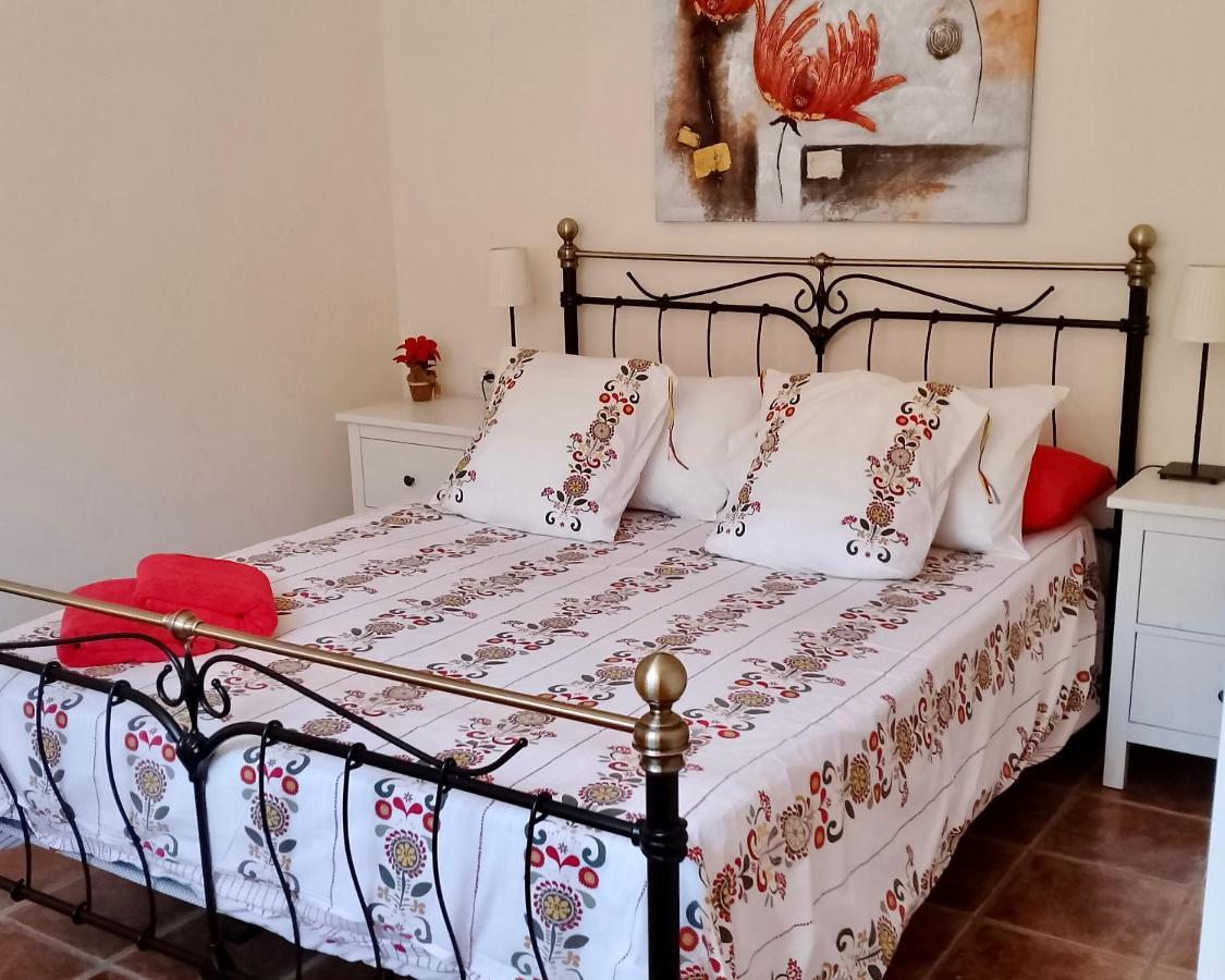 Villa Consuelo - Quiet Location Close To Resorts Buzanada Exterior foto